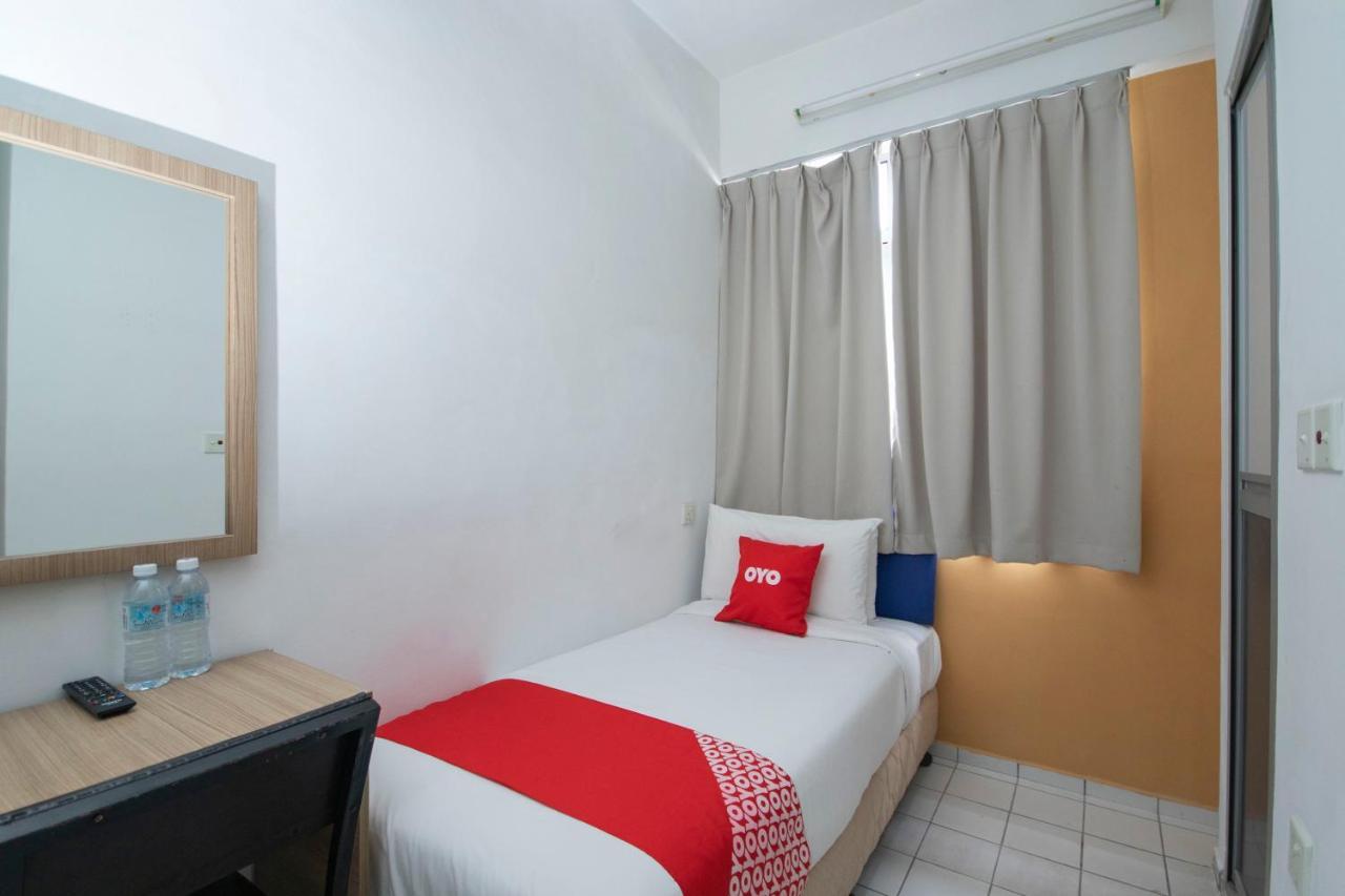 Oyo 90150 City Campus Lodge & Hotel Kuala Lumpur Esterno foto